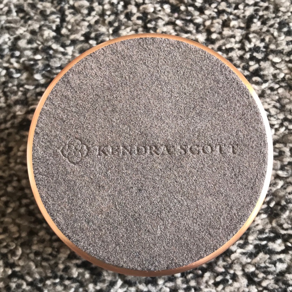 Kendra Scott Mini Rose Gold Dome Box Abalone Shell - Picture 5 of 8